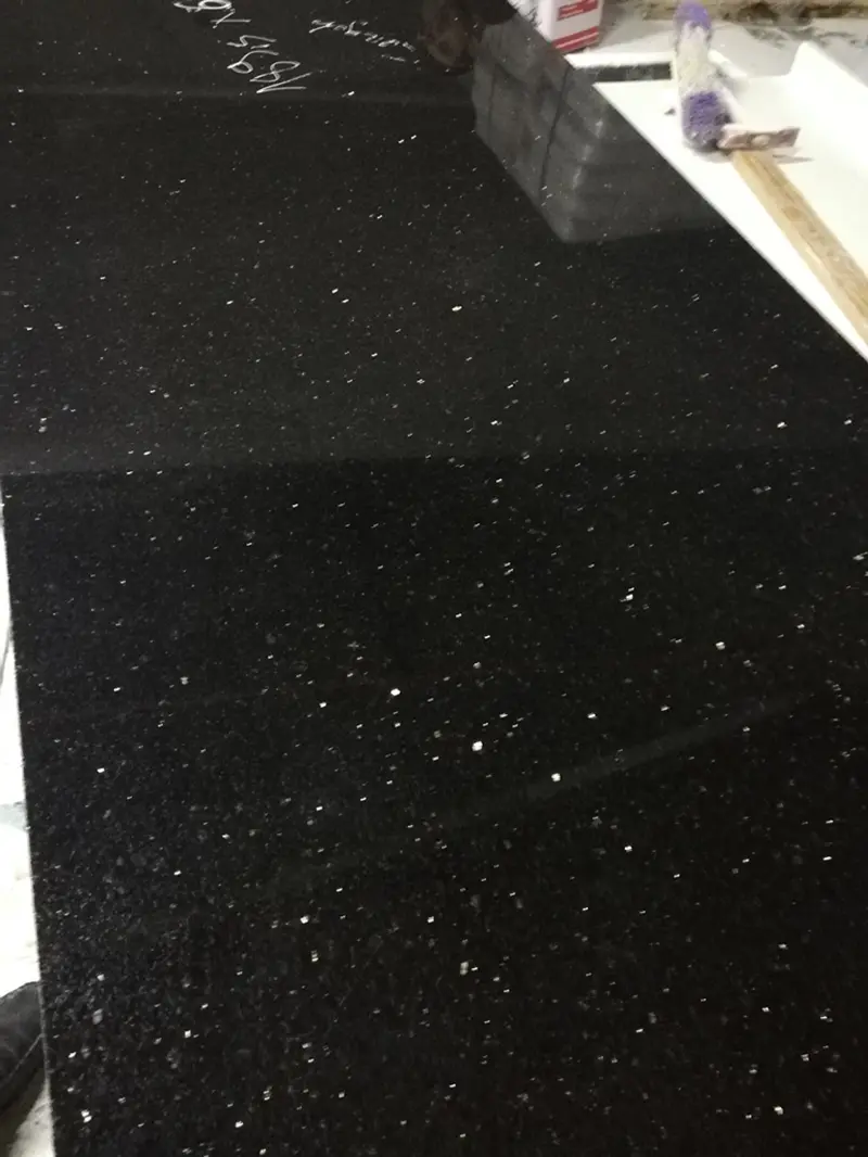 Star galaxy granit tezgah Renk ve Doku Detayı